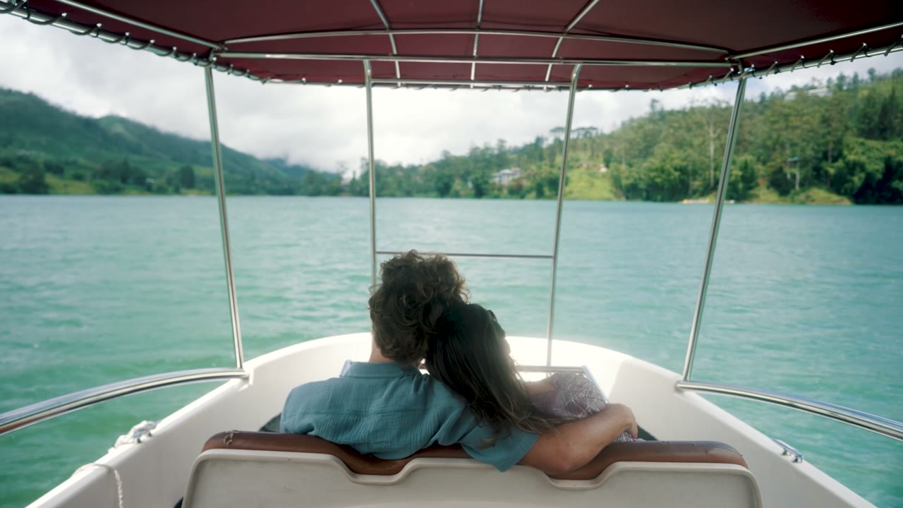 Ceylon Tea Trails hotel film for Resplendent Ceylon